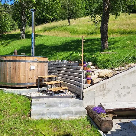 Jurcek * Kotlje